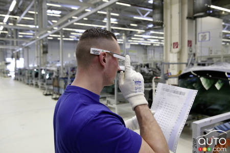 Volkswagen offre des lunettes 3D intelligentes à son personnel